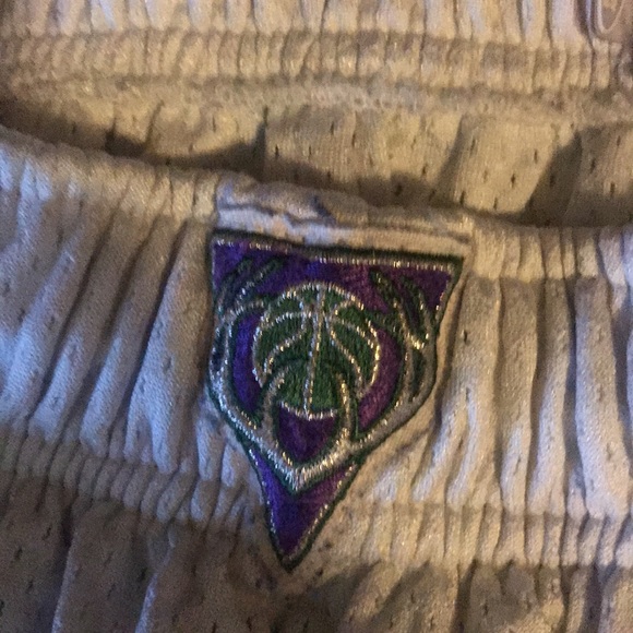 Official Game Worn NBA shorts Milwaukee Bucks early 2000’s Reebok SZ 42 2x l - Picture 4 of 6